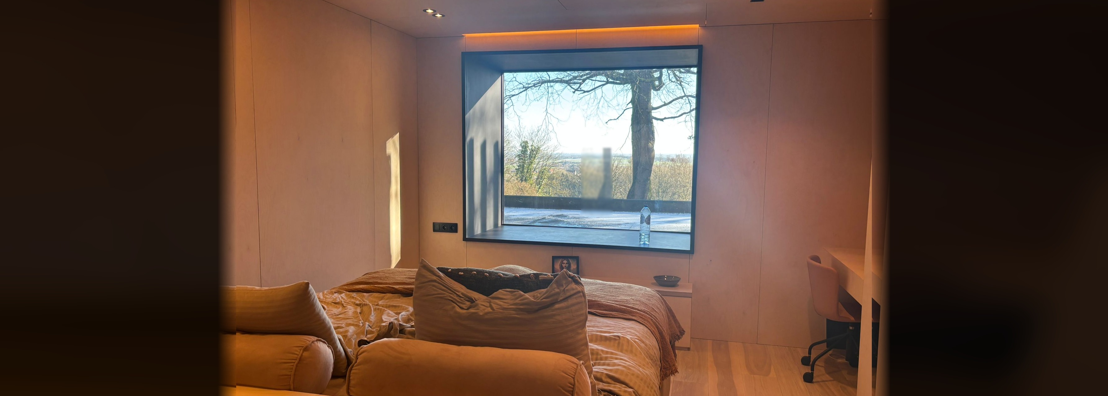 Bedroom with valley view